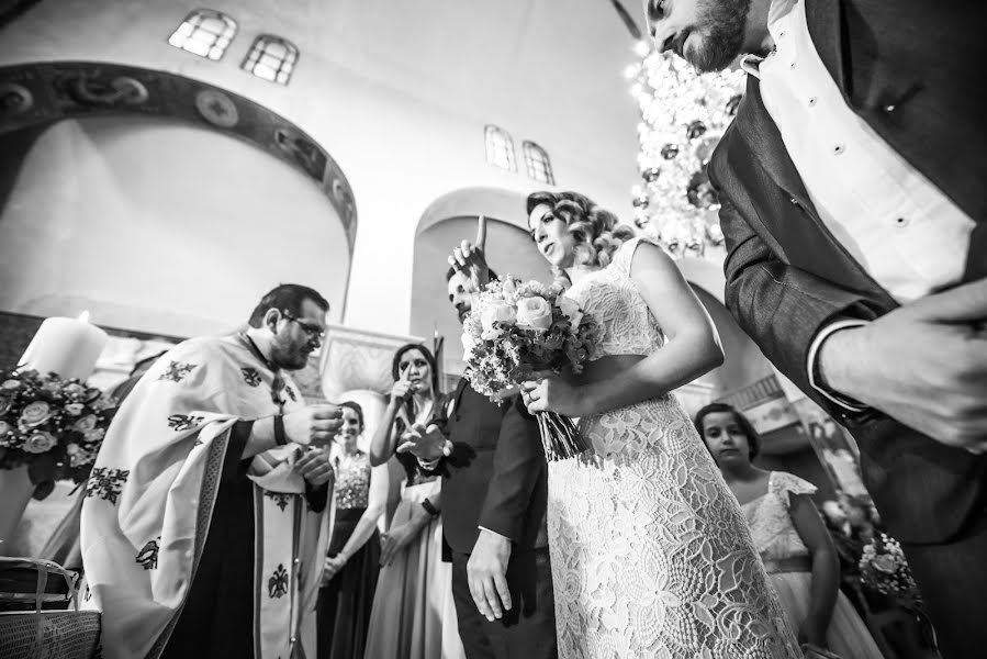 Photographe de mariage Marios Kourouniotis (marioskourounio). Photo du 9 décembre 2017