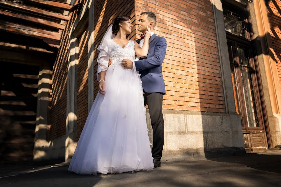 結婚式の写真家Radu Razvan Anton (rafotostudio)。2018 5月1日の写真