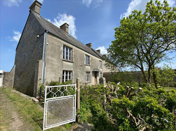 maison à Quettehou (50)