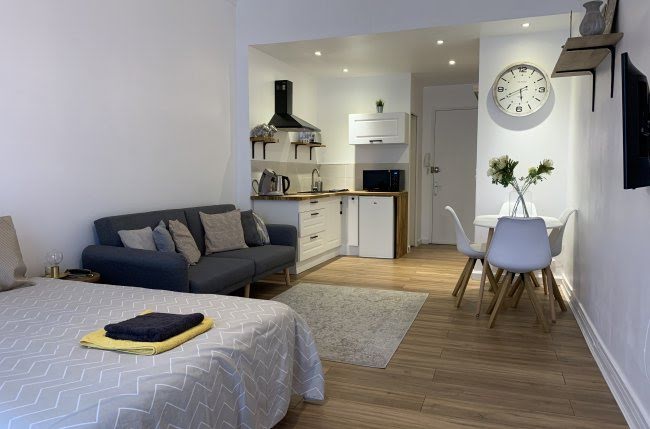 Location meublée appartement 1 pièce 28 m² à Royat (63130), 950 €