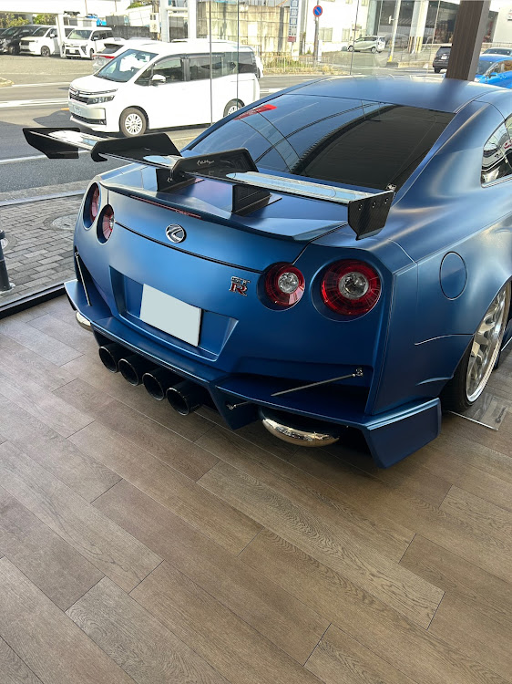 なおちぃーさんが投稿したkhul大阪・GTR35に関するカスタム事例の投稿画像1枚目
