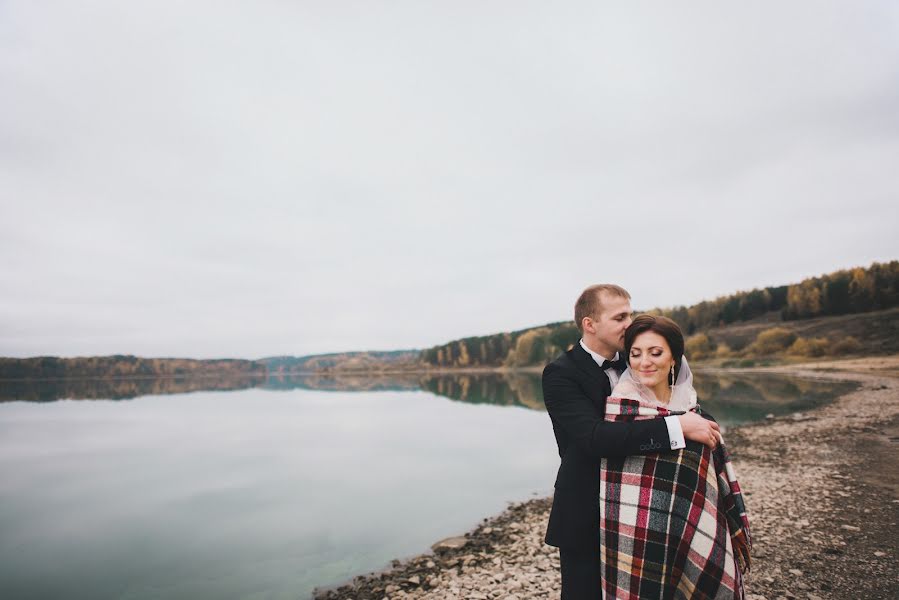 Wedding photographer Olya Kobruseva (leeloothefirst). Photo of 13 January 2014