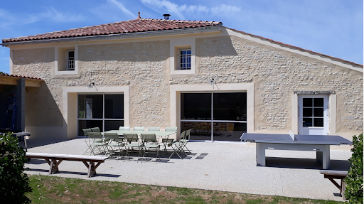 Le Fournil gîte 4 étoiles avec piscine chpour 12 personnes