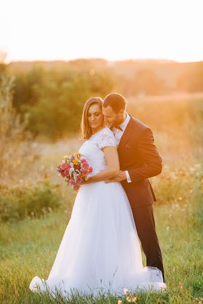 Bröllopsfotograf Jozef Rožár (rozarphoto). Foto av 8 april 2019