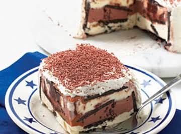 Peanut Butter - Chocolate Cookie Ice Cream Cake