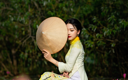 Ao Dai girl