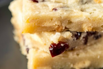 White Chocolate Cranberry Shortbread Bars