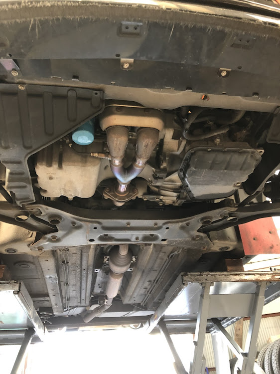 スイフトスポーツのぎんたさんが投稿したカスタム事例の投稿画像2枚目