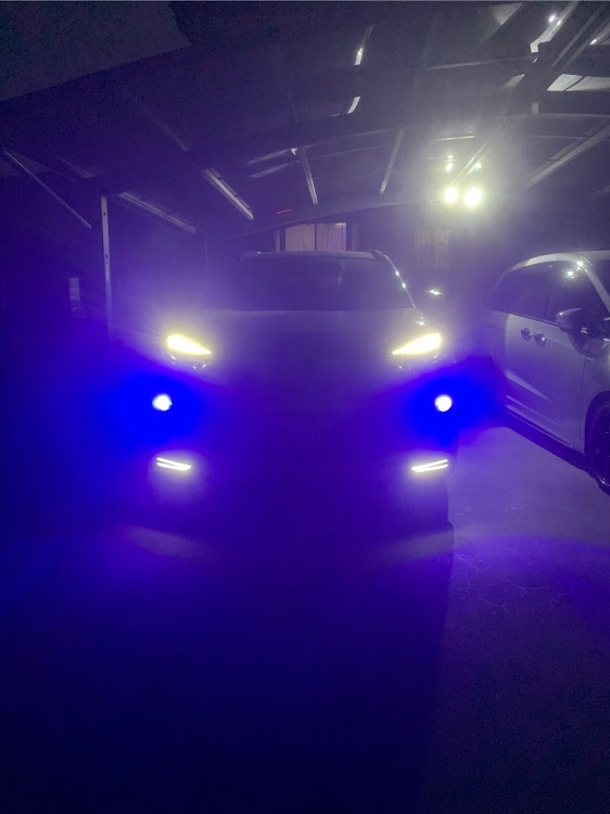 RAV4のrav4・モデリスタエアロ・フォグランプ・イエローフォグに関するカスタム事例の投稿画像2枚目