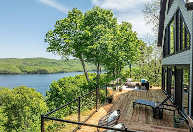 Maison avec terrasse 1