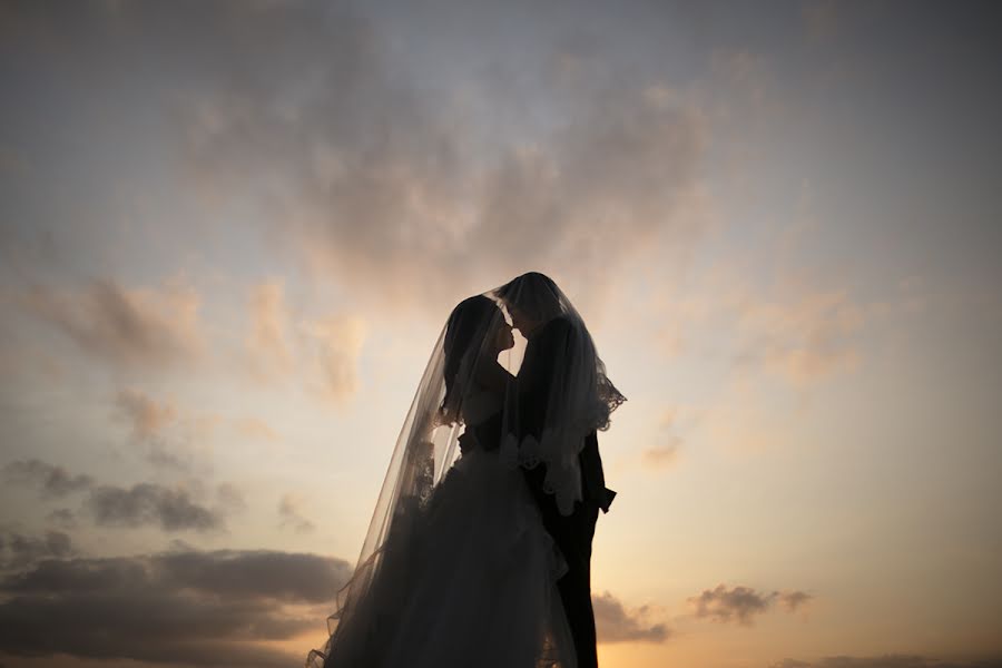 Fotografo di matrimoni Theo Philus (theofou). Foto del 12 ottobre 2015