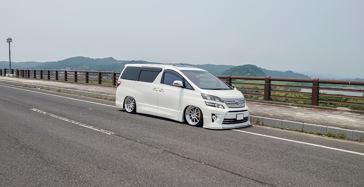 ヴェルファイアの20系ヴェルファイア・ANH20W・ドライブ・橋と愛車・７月もよろしくお願いいたしますに関するカスタム事例の投稿画像2枚目