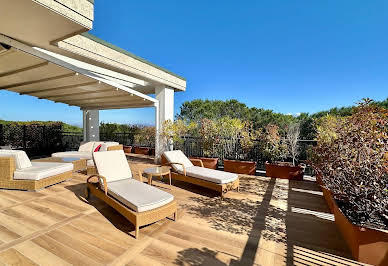 Apartment with terrace and pool 2