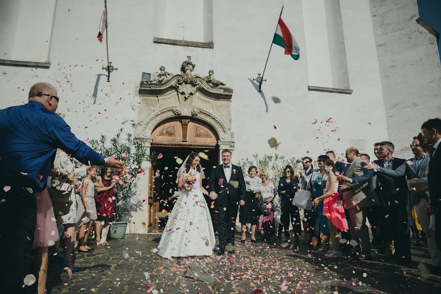 Fotógrafo de casamento Kata Buduczki (sipos). Foto de 13 de janeiro 2019