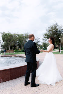 Fotografo di matrimoni Olga Otinova (otinova). Foto del 9 novembre 2019