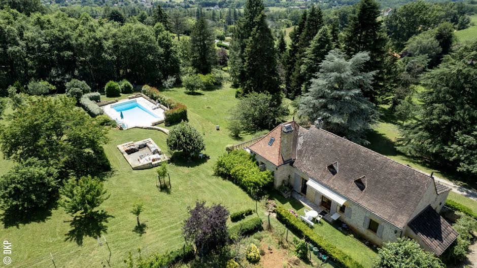 Vente maison 9 pièces 220 m² à Gourdon (46300), 592 800 €