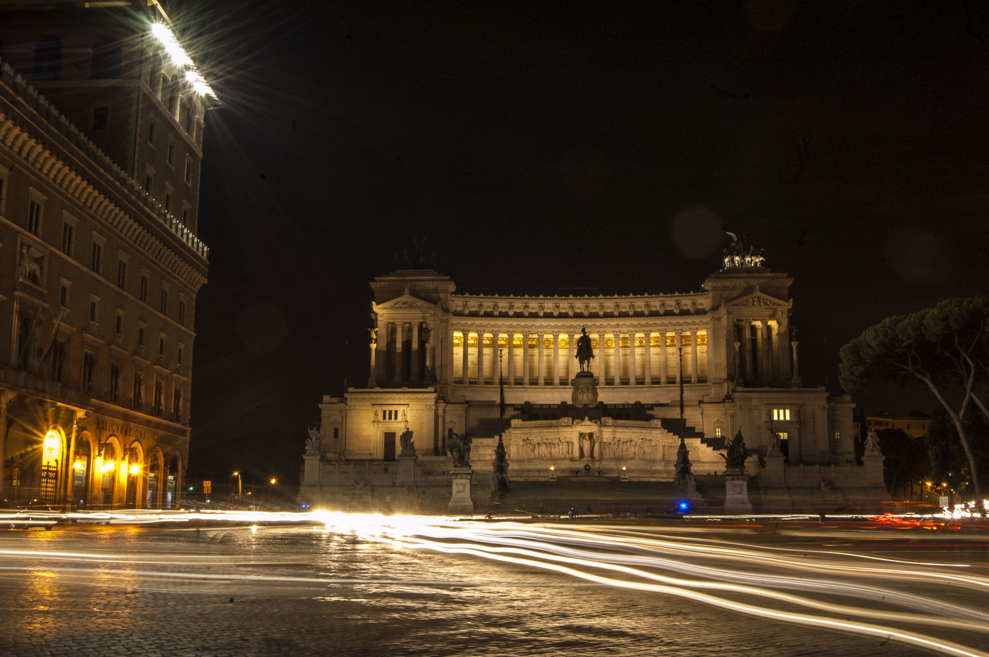 Piazza Venezia - Roma di albertocastagnaphoto