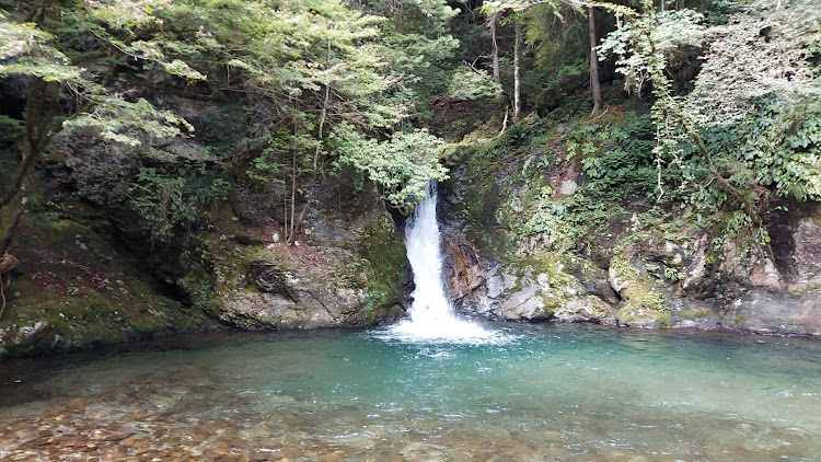 エルグランドのエルグランドE52・下呂温泉・横谷峡四つの滝に関するカスタム事例の投稿画像9枚目