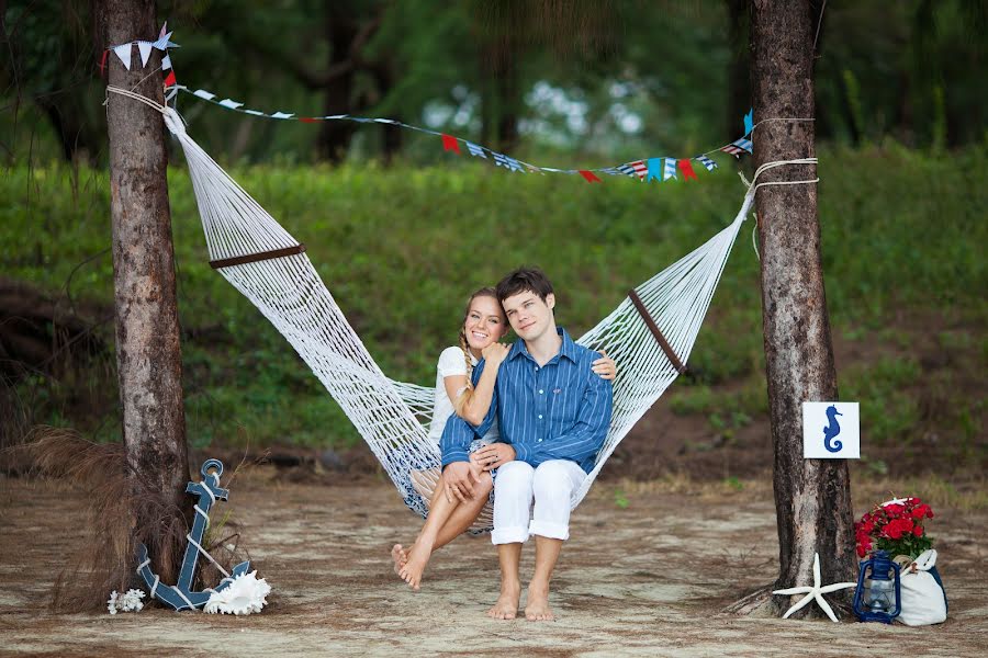 Wedding photographer Anna Karkacheva (annakarkacheva). Photo of 20 January 2014