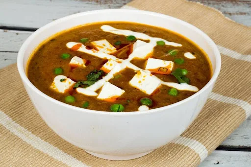 Matar Paneer