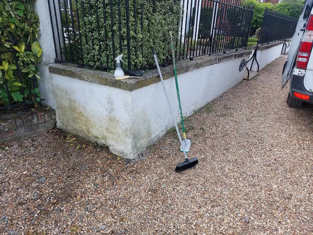 Album cover: Grade 2 listed railings and wall