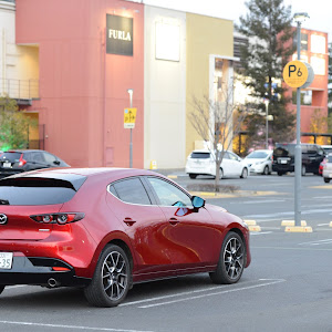 MAZDA3