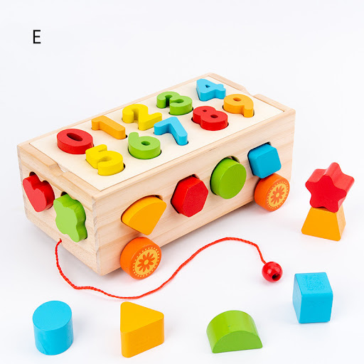 Title 5, Wooden Shaped Supporting Drag Car Knocks The Ba...