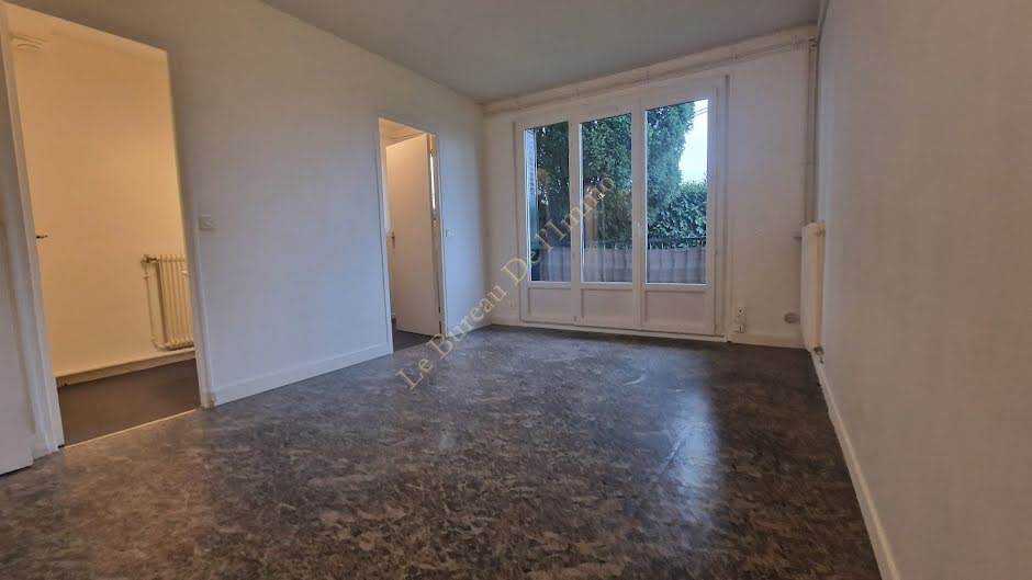 Vente appartement 1 pièce 23 m² à Pontault-Combault (77340), 110 000 €