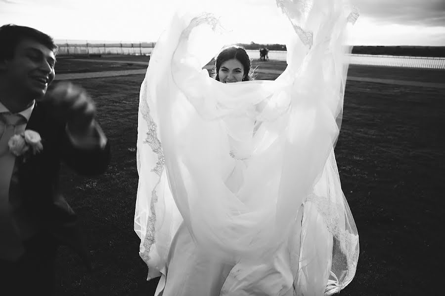 Fotógrafo de bodas Natali Sergeeva (natashsergeeva). Foto del 14 de abril 2017