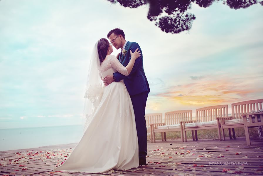 Wedding photographer Tatyana Semicvetikova (bella-festa). Photo of 9 September 2015