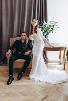 Fotografo di matrimoni Alena Kravcova (kravtsovahelena). Foto del 7 aprile 2021