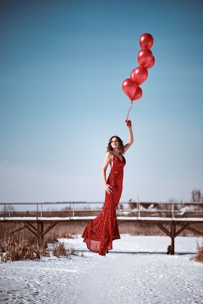 Fotógrafo de casamento Alisa Abrashina (abrashina). Foto de 12 de outubro 2021