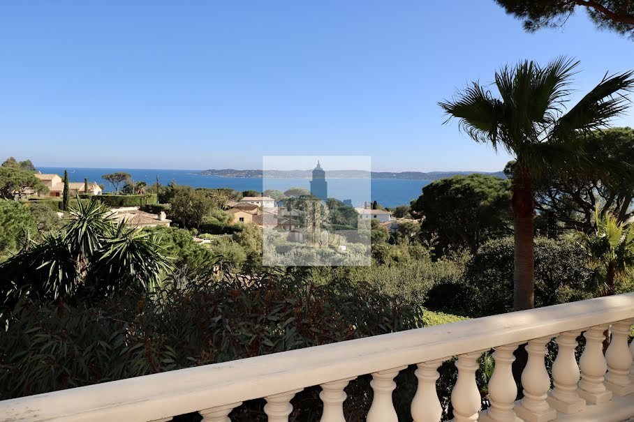 Vente villa 10 pièces 560 m² à Sainte-Maxime (83120), 5 500 000 €