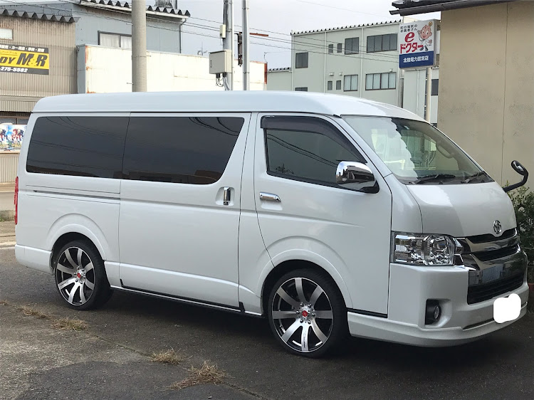 ハイエースバンの洗車・コーティング・ガラコに関するカスタム事例の投稿画像5枚目