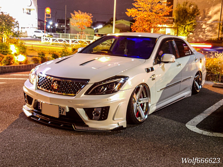 クラウンアスリートのGRS200・VIP  STYLE・vip style・掲載していただきました・感謝感謝です。に関するカスタム事例の投稿画像8枚目