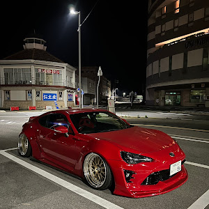 86 ZN6