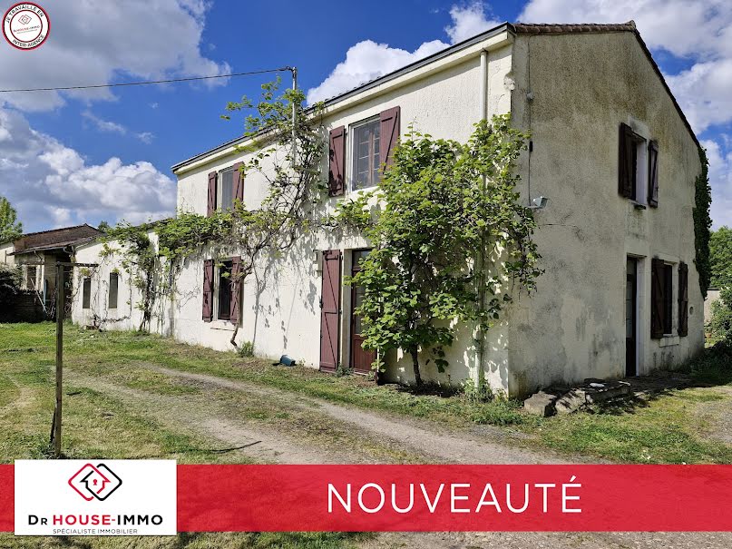 Vente maison 7 pièces 195 m² à Prahecq (79230), 260 000 €