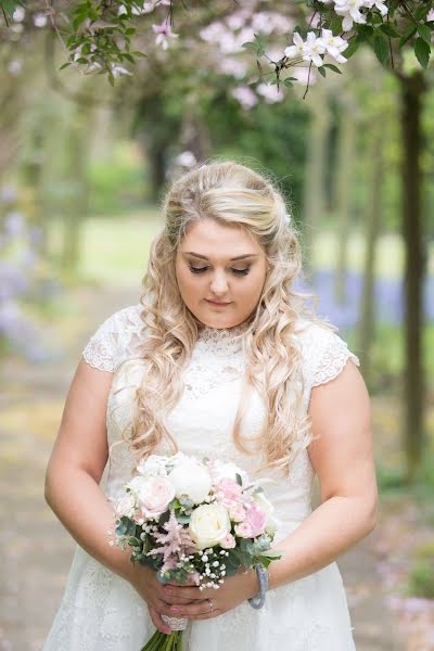 Fotógrafo de casamento Melanie Chitty (melaniechitty). Foto de 3 de junho 2019