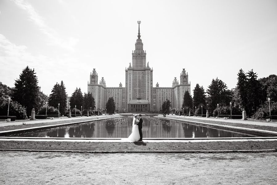 Wedding photographer Dmitriy Gagarin (dmitry-gagarin). Photo of 25 August 2021