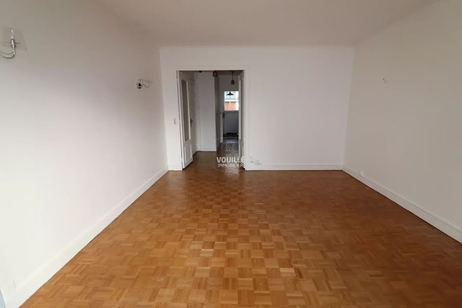 Vente appartement 2 pièces 43.61 m² à Paris 15ème (75015), 381 600 €