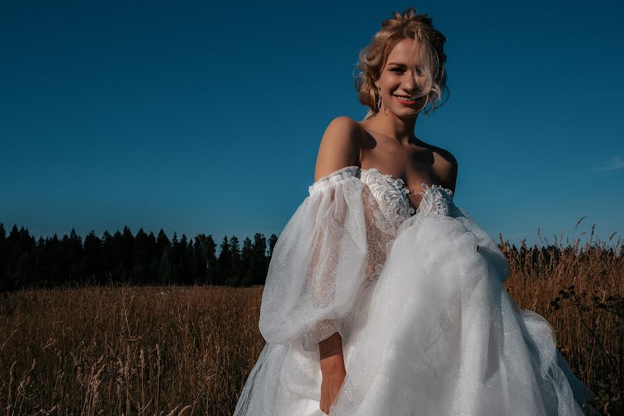 Wedding photographer Liliya Ibragimova (liliphotospb). Photo of 15 May 2022