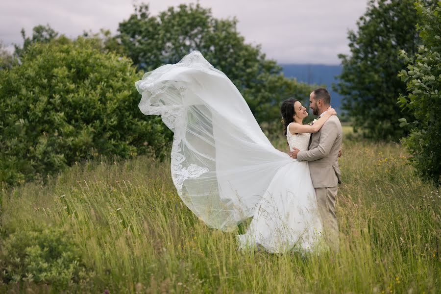 Huwelijksfotograaf Levente Gábor (levente). Foto van 30 juni 2023