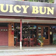 Juicy Bun Burger