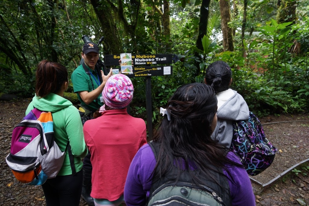 ESTUDIANTES DEL CAI VILMA CURLING VISITARON LA RESERVA DE MONTEVERDE