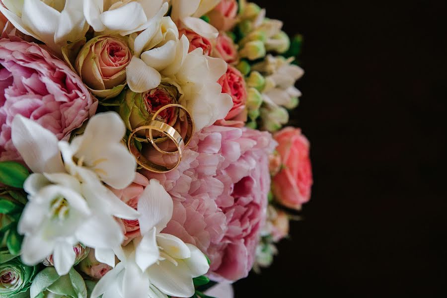 Fotógrafo de casamento Damian Zachwieja (damianzachwieja). Foto de 9 de março 2019