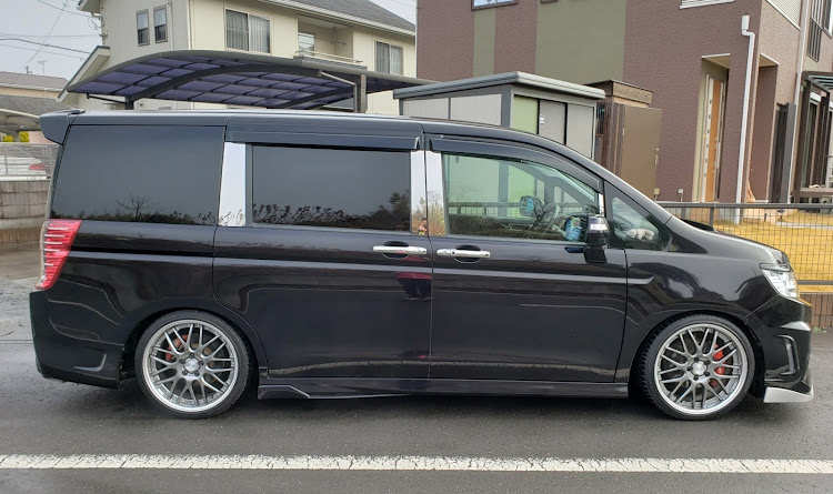 ステップワゴンスパーダの洗車納め・洗車・パーツに関するカスタム事例の投稿画像3枚目