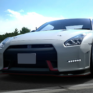 NISSAN GT-R R35