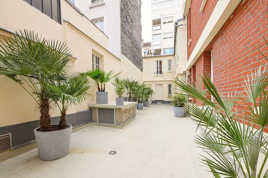 Vente appartement 2 pièces 30.4 m² à Paris 18ème (75018), 360 000 €