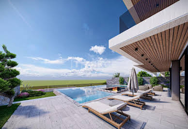 House with pool and terrace 5