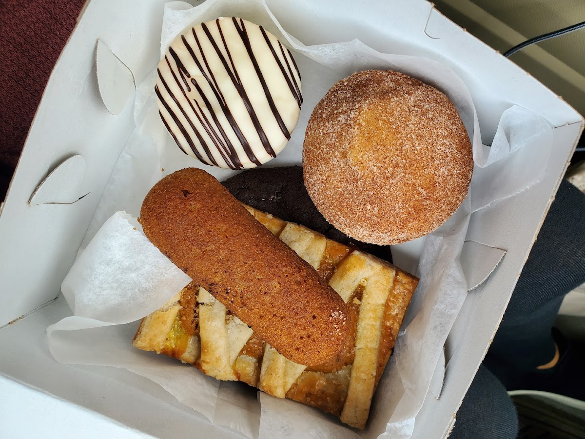 Zebra cake, pumpkin spongie, donut muffin, poptart, and brookie